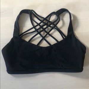 Lululemon ‘free to be wild’ bra